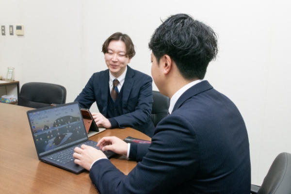 提案資料作成・社内打ち合わせ